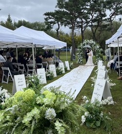 빛가람호수공원에서 진행된 ‘공공결혼식’ 모습